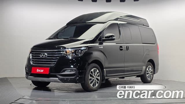 Hyundai The New Grand Starex