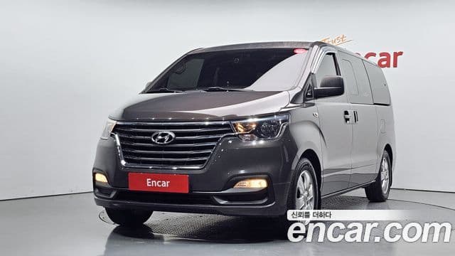 Hyundai The New Grand Starex