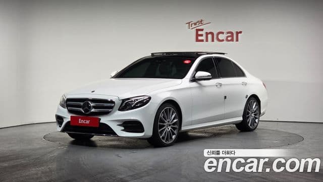 Mercedes-Benz E-Class W213 1
