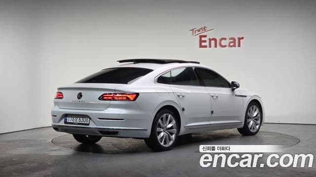 Volkswagen Arteon 2