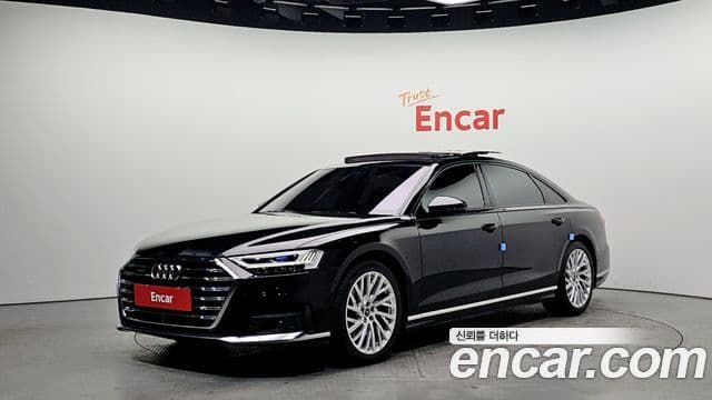 Audi A8 (D5)