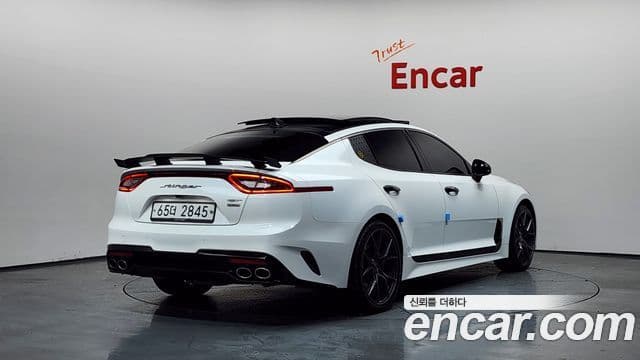 Kia Stinger 2