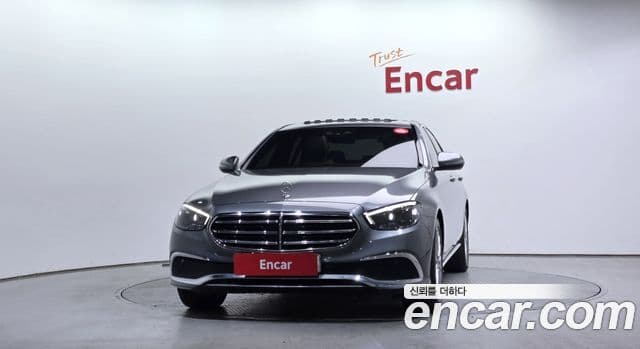 Mercedes-Benz E-Class W213 3