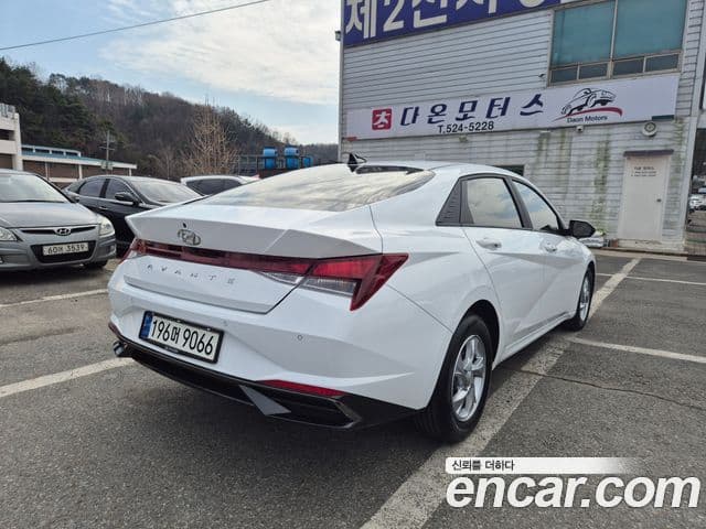 Hyundai Avante (CN7) 2