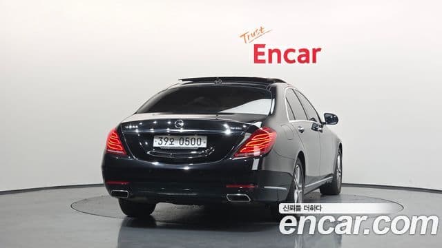 Mercedes-Benz S-Class W222 4