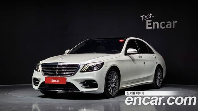Mercedes-Benz S-Class W222