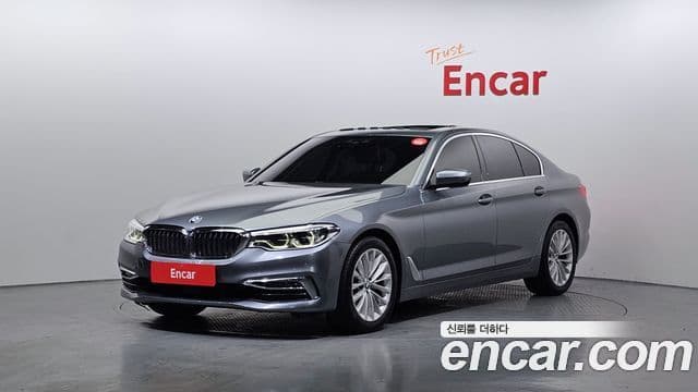 BMW 5 Series (G30)