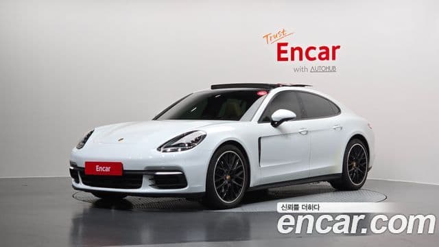 Porsche Panamera (971) 1