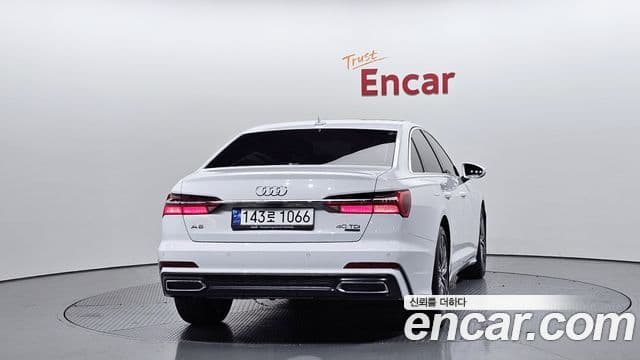 Audi A6 (C8) 4