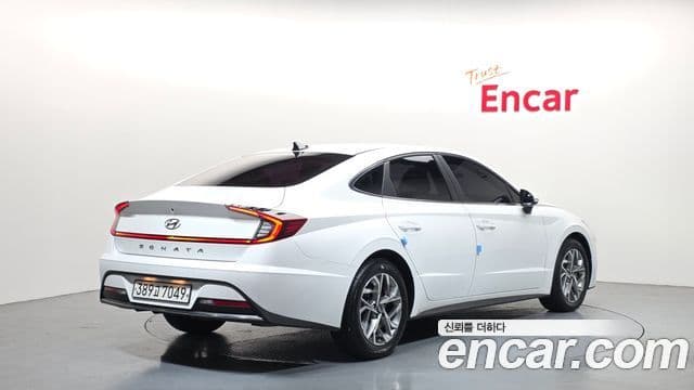 Hyundai Sonata (DN8) 2