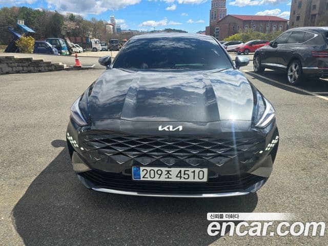 Kia K8