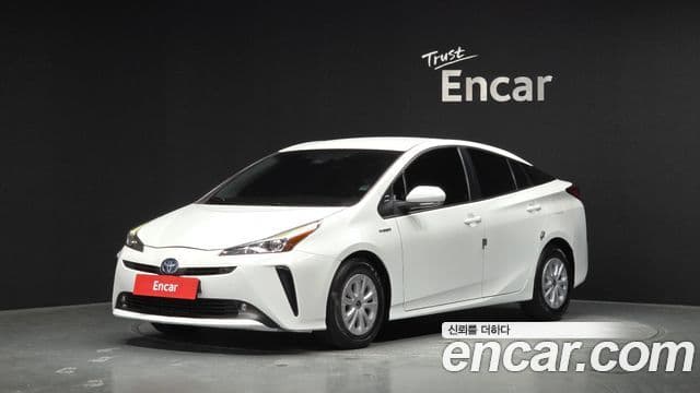 Toyota Prius 4th Gen 1