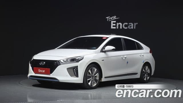 Hyundai Ioniq Hybrid