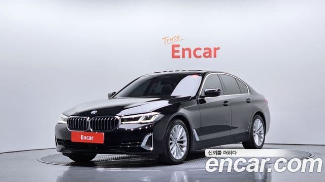 BMW 5 Series (G30)