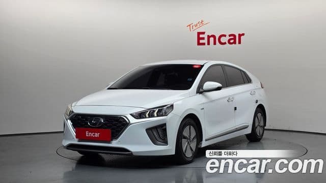 Hyundai The New Ioniq Hybrid