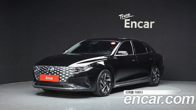 Hyundai The New Grandeur IG Hybrid 1