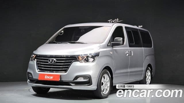 Hyundai The New Grand Starex