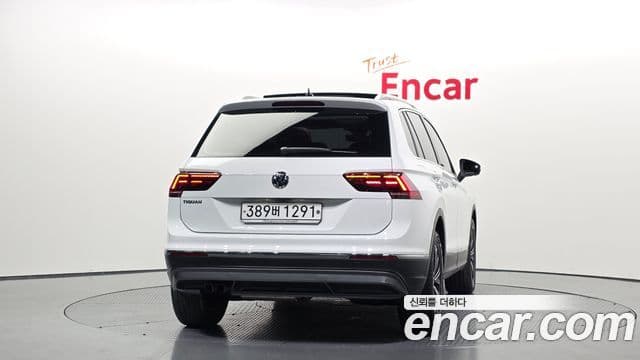 Volkswagen Tiguan 2nd Gen 4