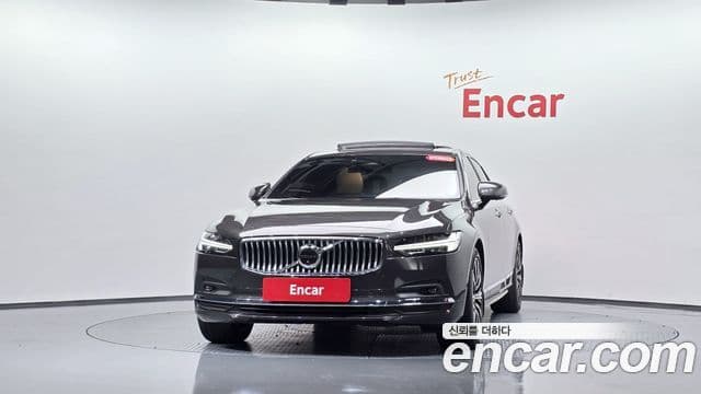 Volvo S90 3