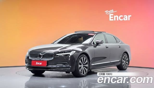 Volvo S90 1