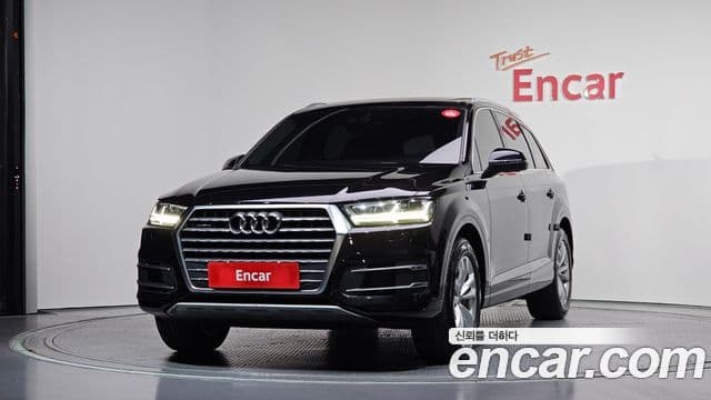 Audi Q7 (4M)