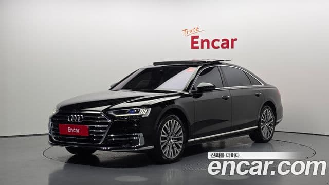 Audi A8 (D5)