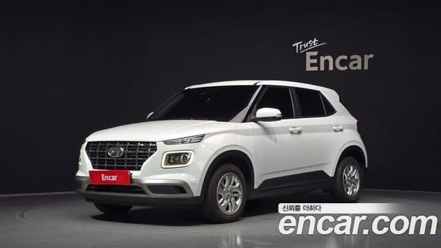 Hyundai Venue 1