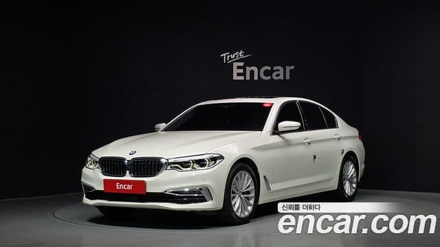 BMW 5 Series (G30)