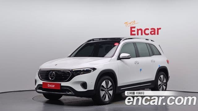 Mercedes-Benz EQB X243
