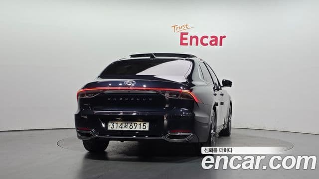 Hyundai The New Grandeur IG 4