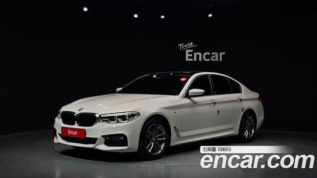 BMW 5 Series (G30)