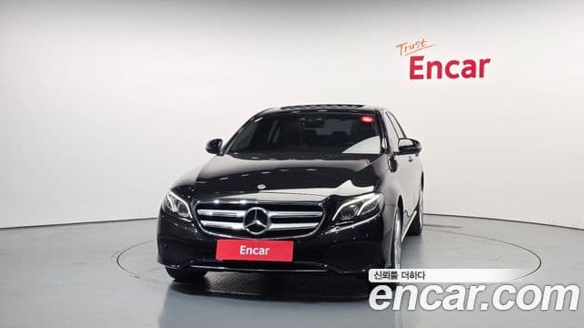 Mercedes-Benz E-Class W213 3