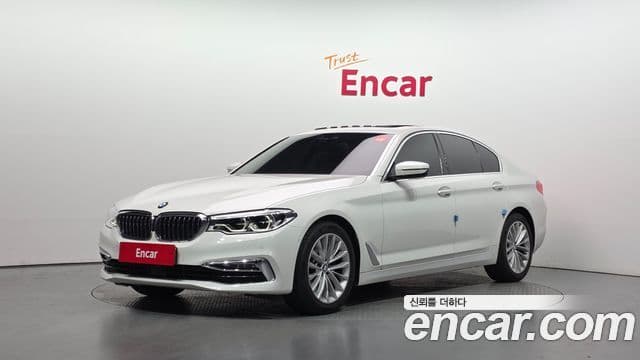 BMW 5 Series (G30)