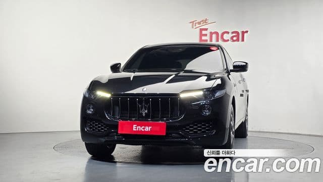 Maserati Levante 3