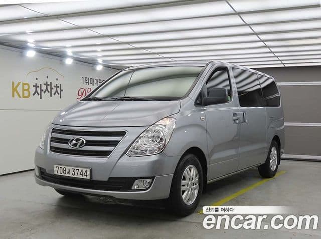 Hyundai Grand Starex 1