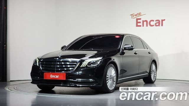 Mercedes-Benz S-Class W222
