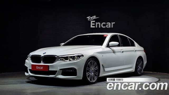 BMW 5 Series (G30)
