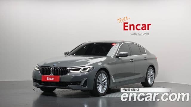 BMW 5 Series (G30)