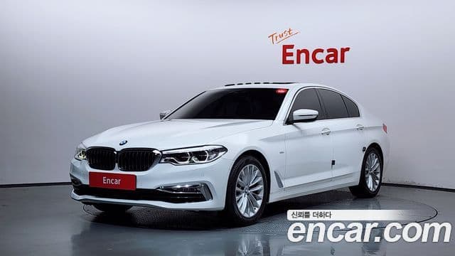 BMW 5 Series (G30)
