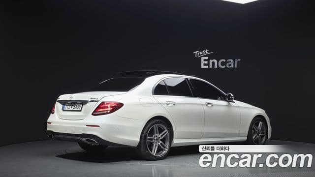 Mercedes-Benz E-Class W213 2