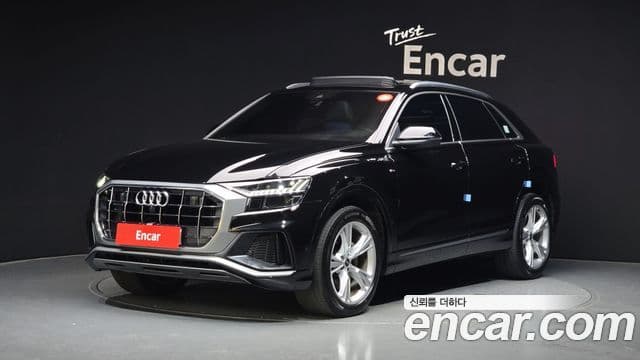 Audi Q8 (4M)