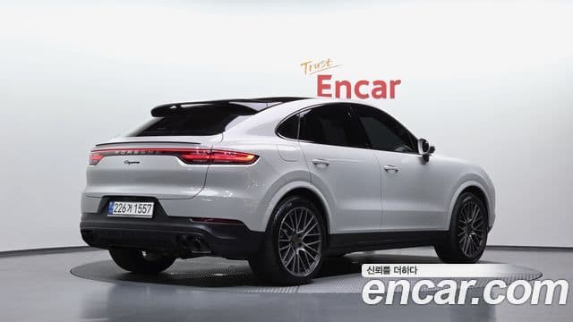 Porsche Cayenne (PO536) 2