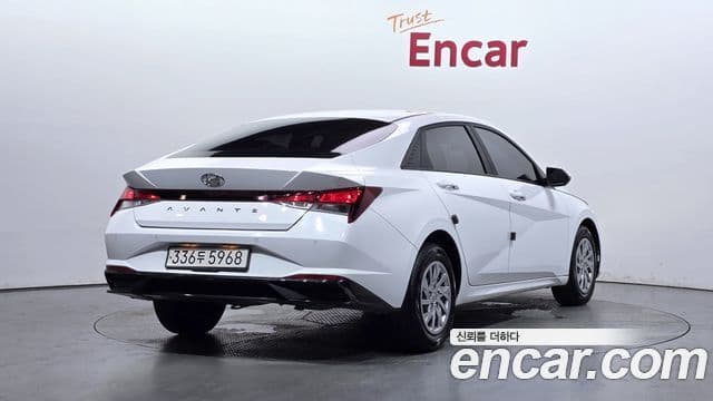 Hyundai Avante (CN7) 2