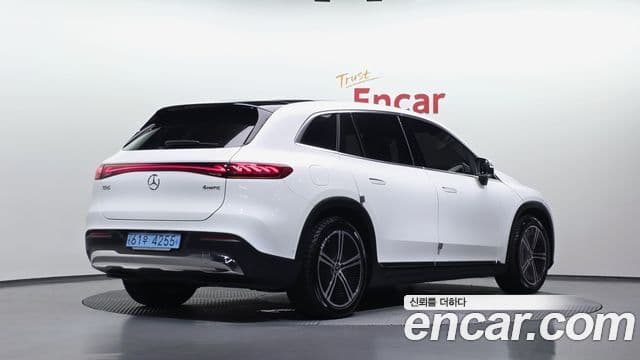 Mercedes-Benz EQS SUV X296 2
