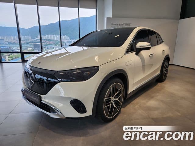 Mercedes-Benz EQE SUV X294
