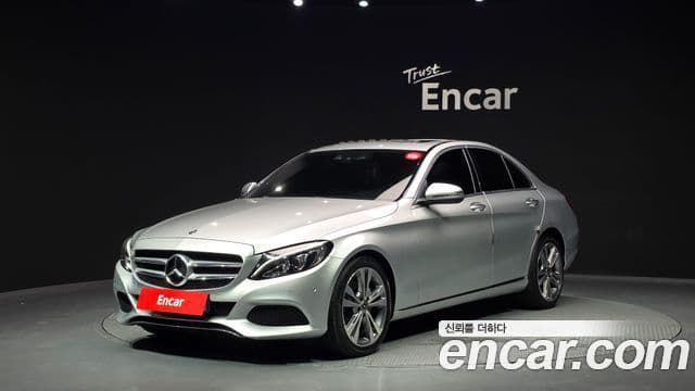 Mercedes-Benz C-Class W205 1