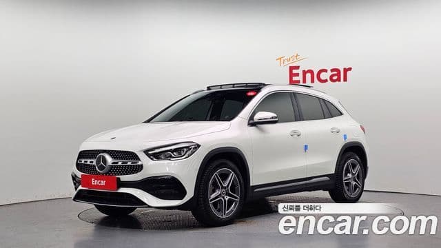 Mercedes-Benz GLA-Class H247
