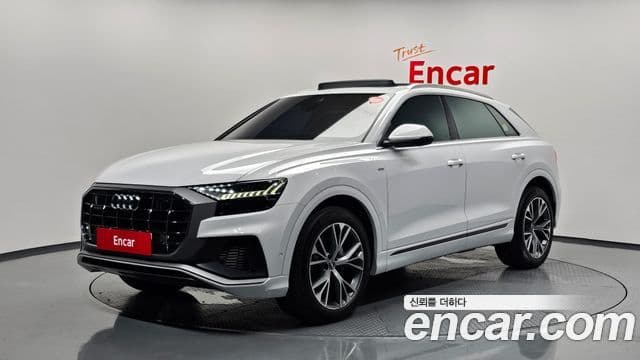 Audi Q8 (4M)