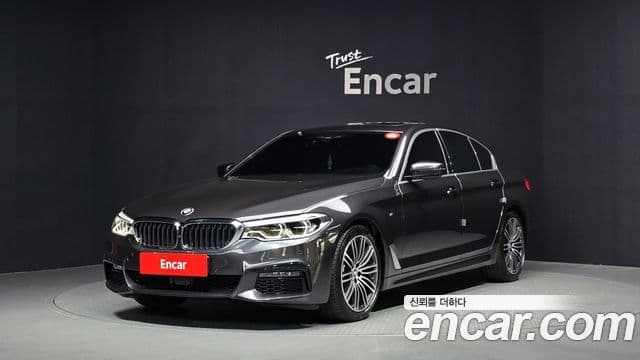 BMW 5 Series (G30)