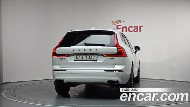 Volvo XC60 2nd Gen 4